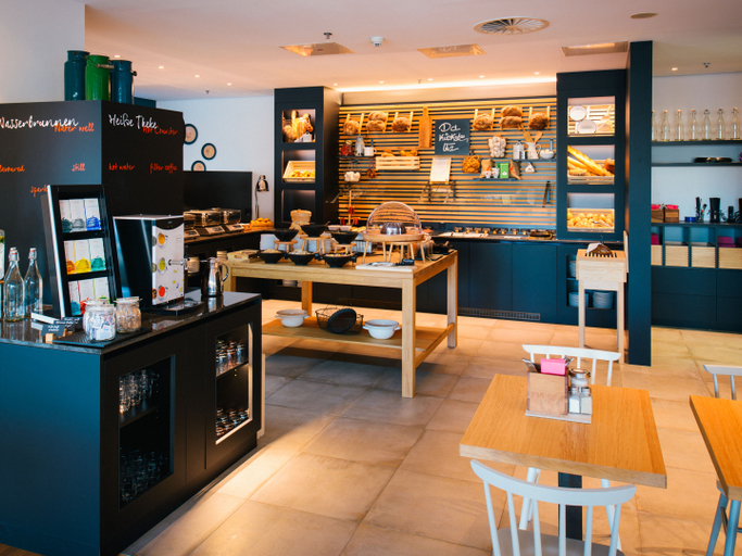 Food & Drinks 5, Vienna House Easy by Wyndham Berlin PrenzlauerBerg, Berlin