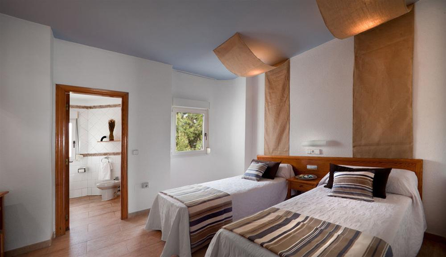 Bedroom 3, Castavi, Baleares