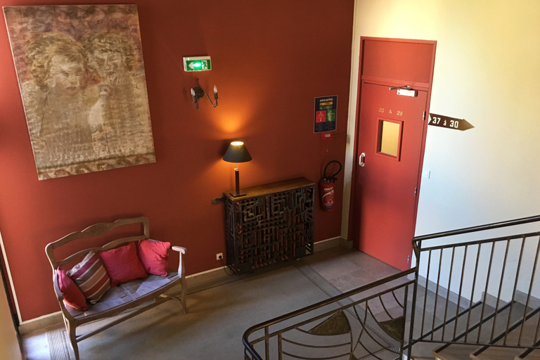 Public Area 2, Le Magnan, Vaucluse