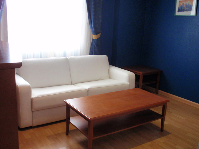 Bedroom 3, Ponferrada Plaza, León