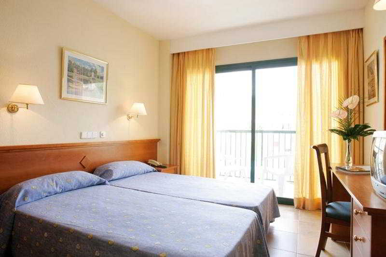 Bedroom 2, BQ Maria Dolores, Baleares