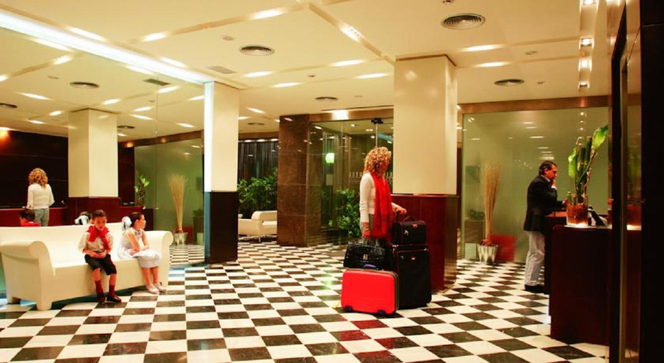 Public Area 4, Num Hotel, Tarragona