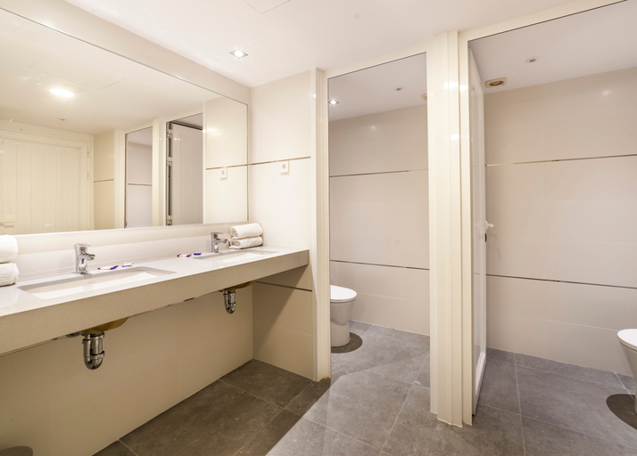 Bathroom 5, Globales Mimosa, Baleares