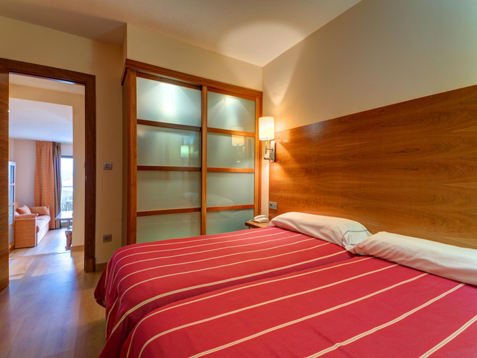 Bedroom 3, Apartamentos Astuy, Cantabria