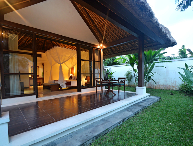 Exterior & Views 26