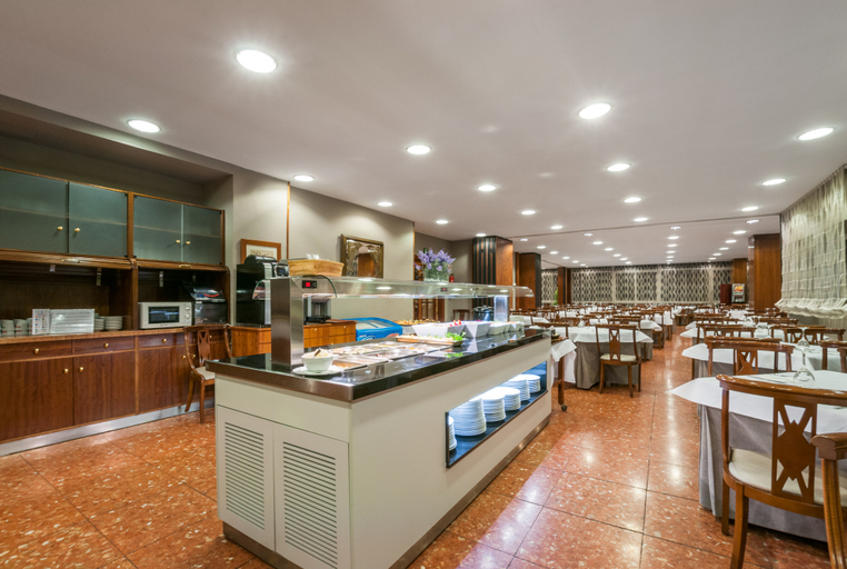 Food & Drinks 5, Gaudi, Tarragona