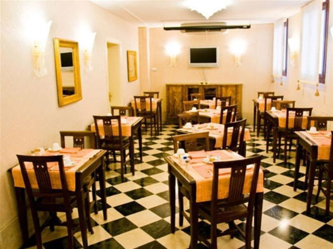 Food & Drinks 5, San Zaccaria Apartment, Venezia