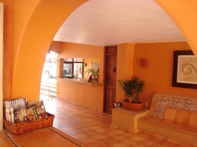Public Area, Hotel Villa Mexicana, José Azueta