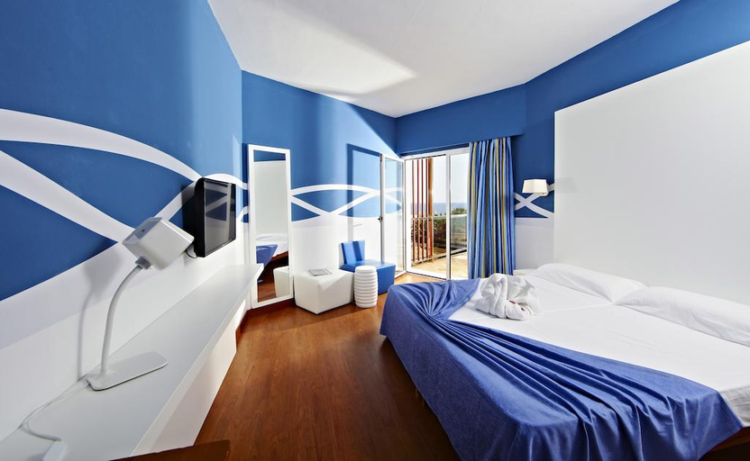 Bedroom 4, Hotel Clumba, Baleares