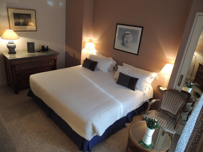 Bedroom 3, Imperator, Gard