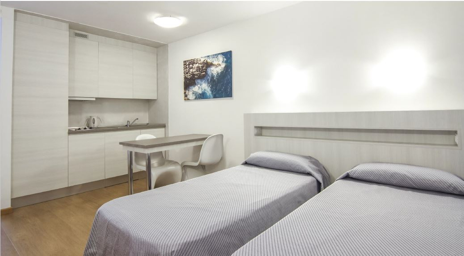 Bedroom 3, Apartamentos Sol y Vera, Baleares
