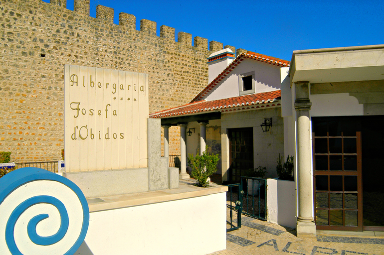 Exterior & Views 14