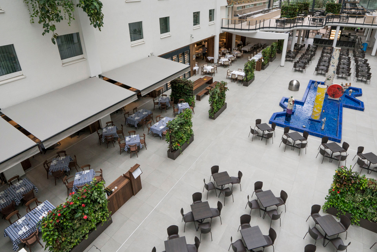 Public Area 4, Estrel Hotel Berlin, Berlin