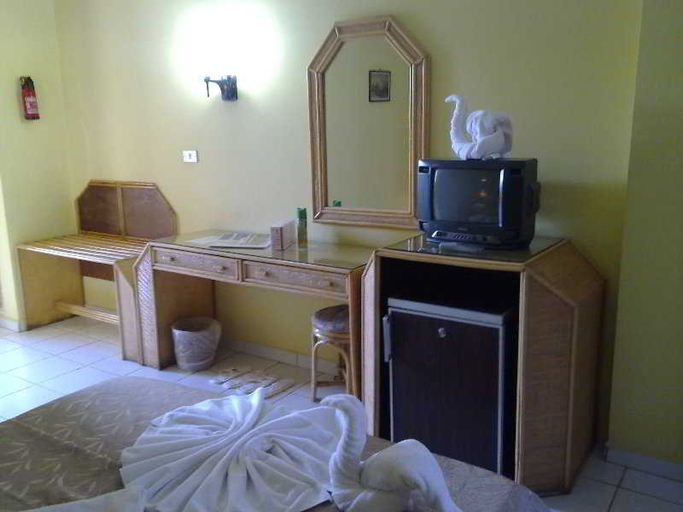 Bedroom, Gaddis Luxor Hotel, Suites and Apartments, Luxor