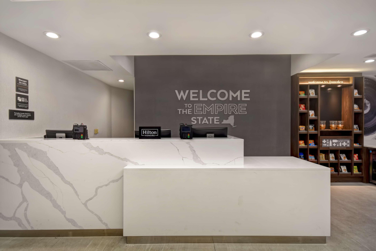 Public Area 3, Hampton Inn NY-JFK, New York