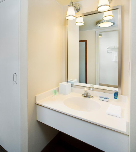 Bathroom 4, Four Points Philadelphia Airport, Philadelphia