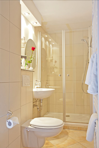 Bathroom 4, Hotel Rosenhof, Rhein-Erft-Kreis