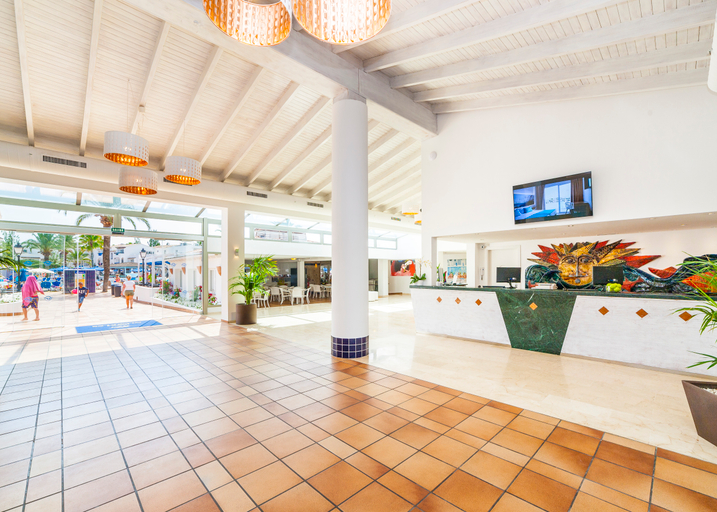 Public Area 2, Globales Aparthotel Bouganvilla, Baleares