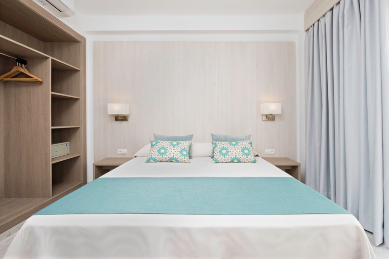 Bedroom, Azuline Palmanova Garden, Baleares