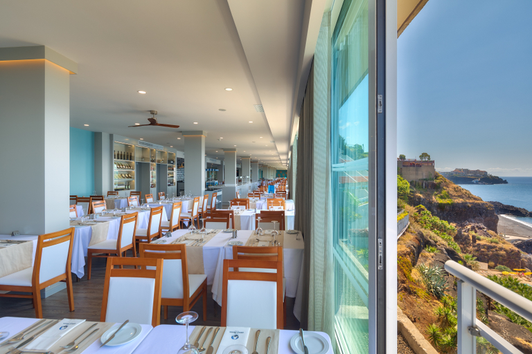 Food & Drinks 5, Orca Praia, Funchal
