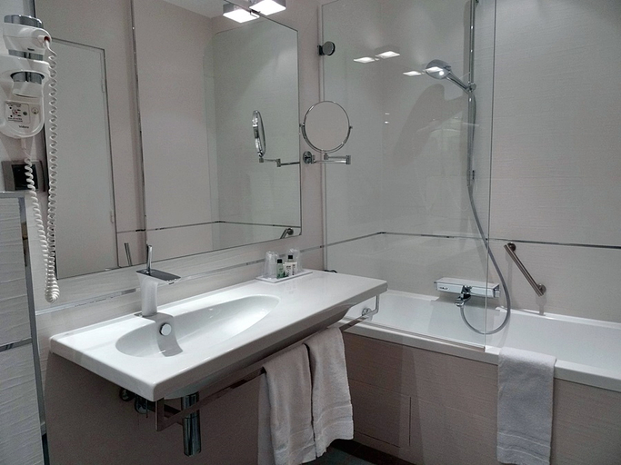 Bathroom, H?tel Ambassador , Alpes-Maritimes