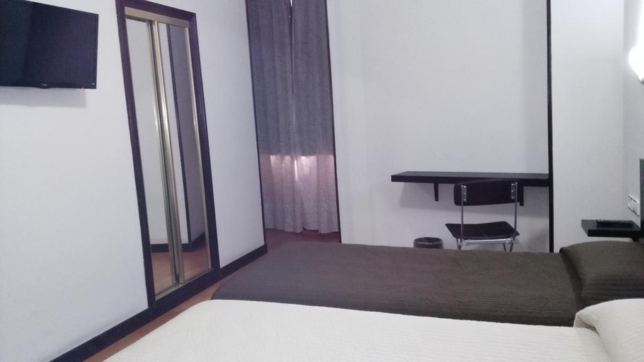 Bedroom 4, Santa Clara, Asturias