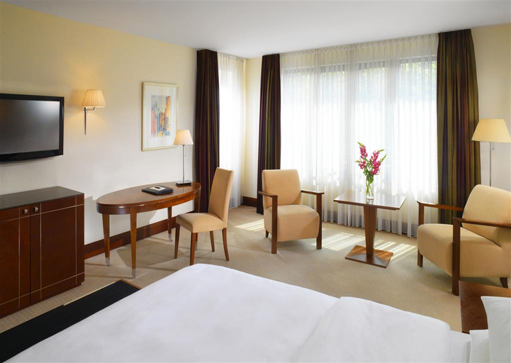 Bedroom 2, Sheraton Carlton Hotel Nürnberg, Nürnberg