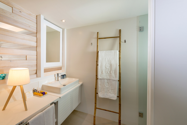Bathroom 5, FERGUS Style Palmanova, Baleares