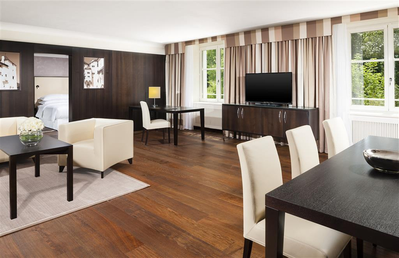 Public Area 3, Sheraton Grand Salzburg, Salzburg