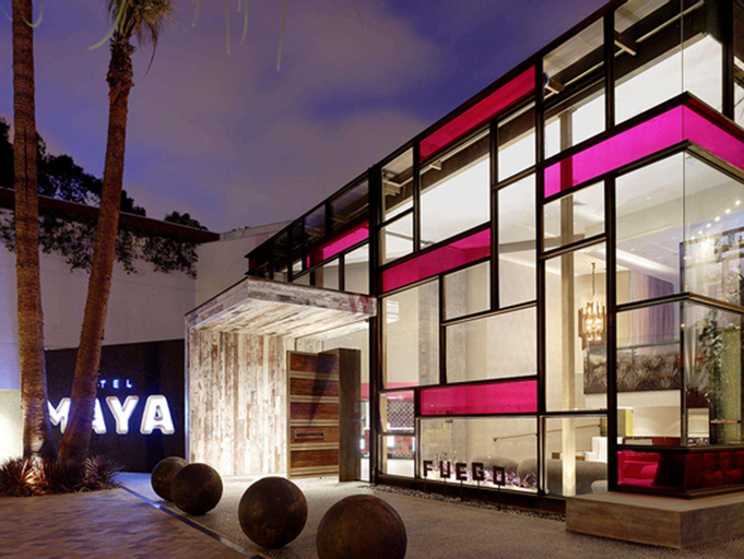 Hotel Maya, Los Angeles