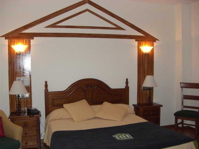 Bedroom 3, Hotel Heredero, Badajoz