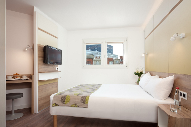 Bedroom 2, Kopster Hotel Paris Porte de Versailles, Paris