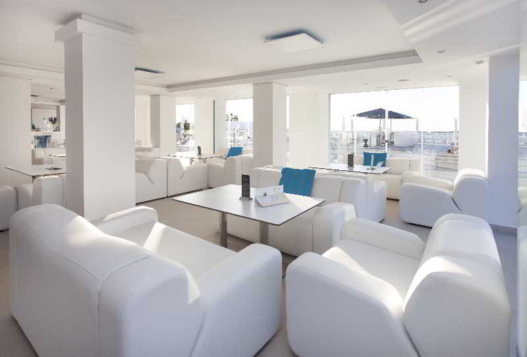 Public Area 5, Hotel Apartamentos Marina Playa, Baleares