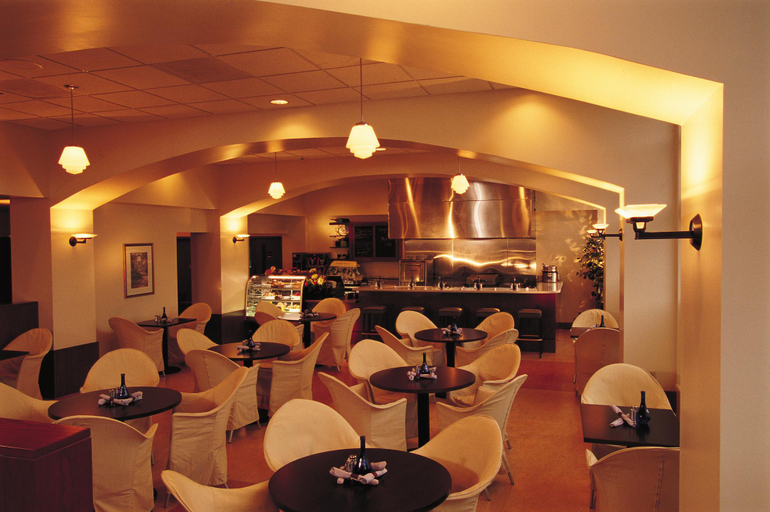 Food & Drinks 5, Four Points Philadelphia Airport, Philadelphia