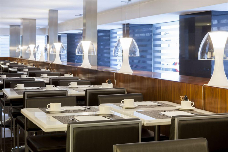 Food & Drinks 5, AC Barcelona Irla, Barcelona