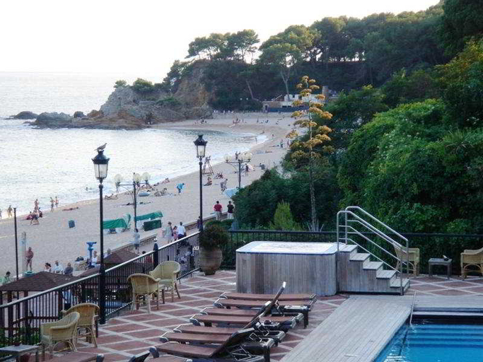 Others, Rigat Park, Girona