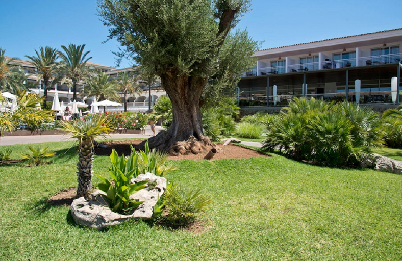 Exterior & Views 2, Beach Club Font de Sa Cala, Baleares