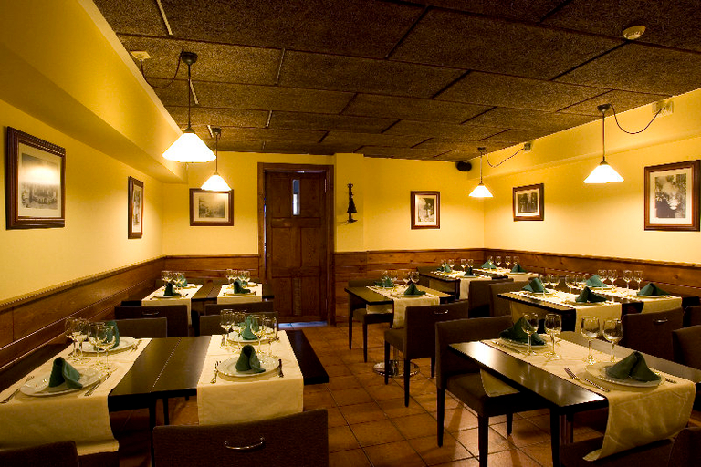 Food & Drinks 5, Virxe da Cerca (Pousadas de Compostela), A Coruña