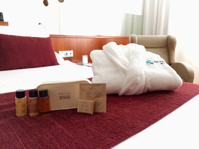 Bedroom 3, Ilunion Les Corts Spa, Barcelona