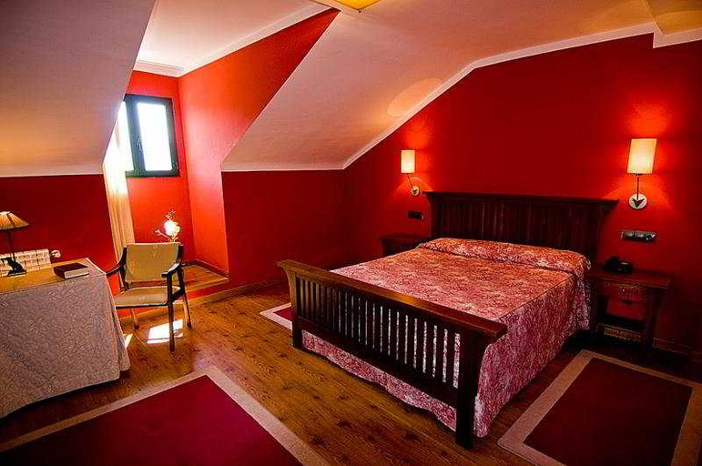 Bedroom 2, Hotel Mirador de La Cepada, Asturias