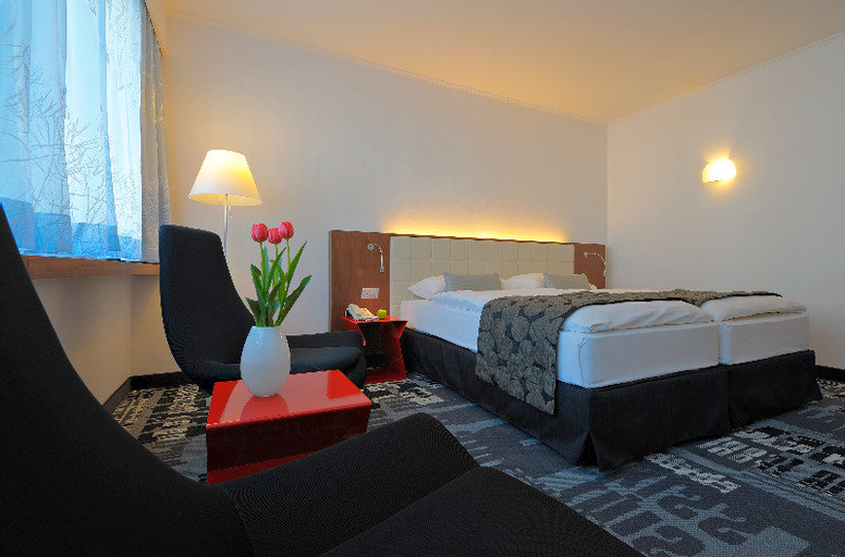 Bedroom 4, Radisson Blu Hotel, Basel, Basel