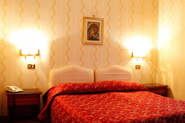 Bedroom 4, Torino, Roma