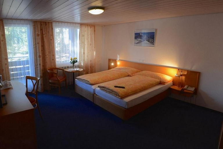 Bedroom 2, Eigerblick-Silberhorn AG, Interlaken