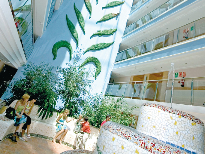 Public Area 4, MAGIC GAMES, Castellón