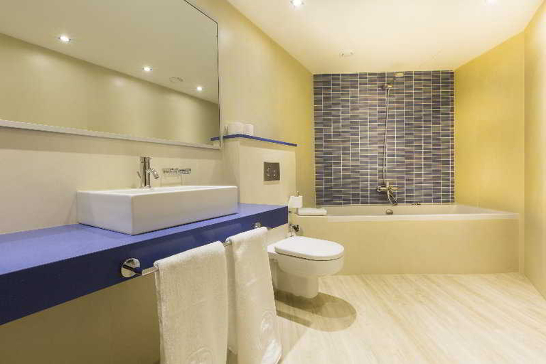 Bathroom 5, Aguabeach, Baleares