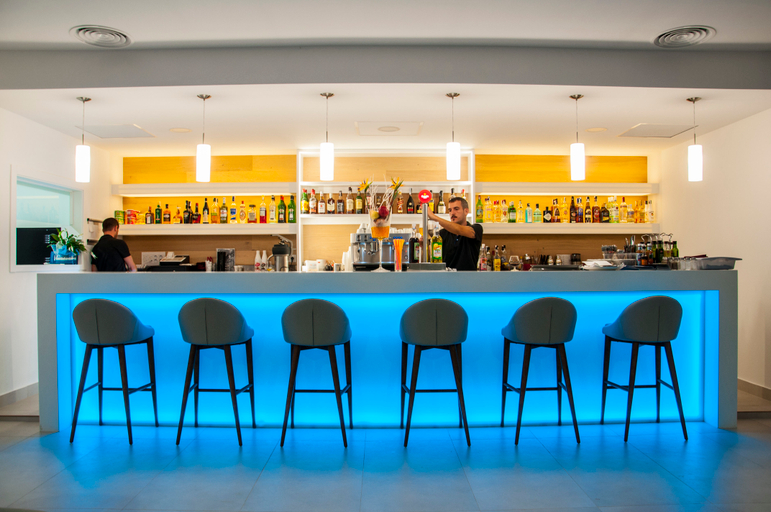 Food & Drinks 5, Sagitario Menorca Mar Apartamentos ( Only Adults ), Baleares