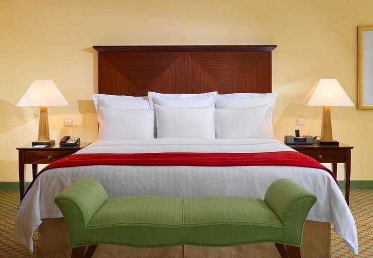 Bedroom 4, Marriott Hotel Berlin, Berlin