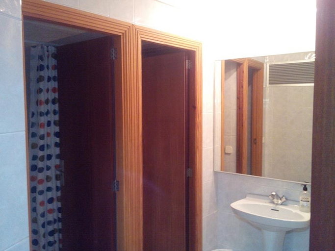 Bathroom 3, Sur, Baleares