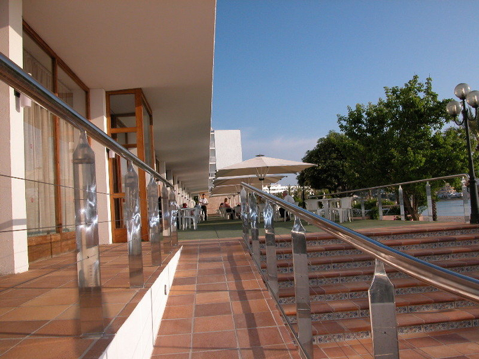 Others 5, Arenal, Baleares