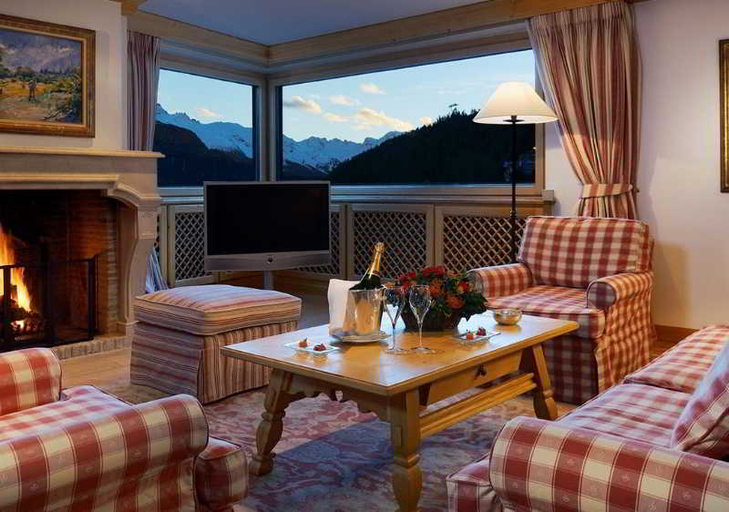 Public Area 3, Crystal St Moritz, Maloja